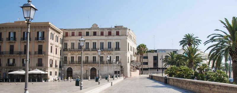 Palazzo Starita nelle foto storiche di Bari