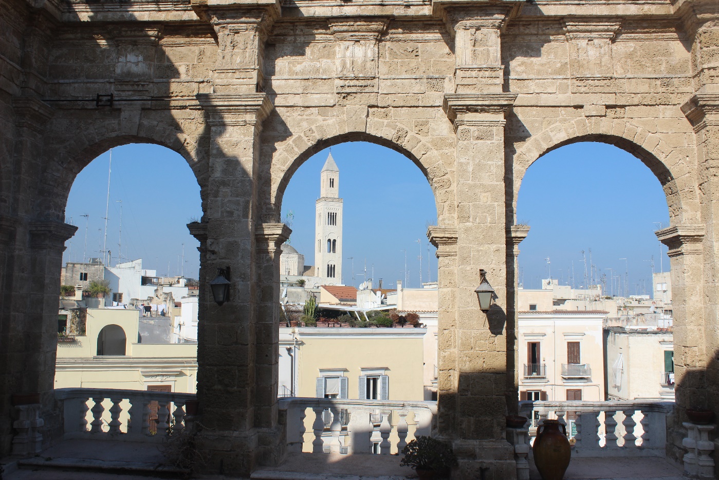 La torre campanaria della Cattedrale di Bari