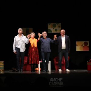 Coppia aperta quasi spalancata • 22 maggio 2024